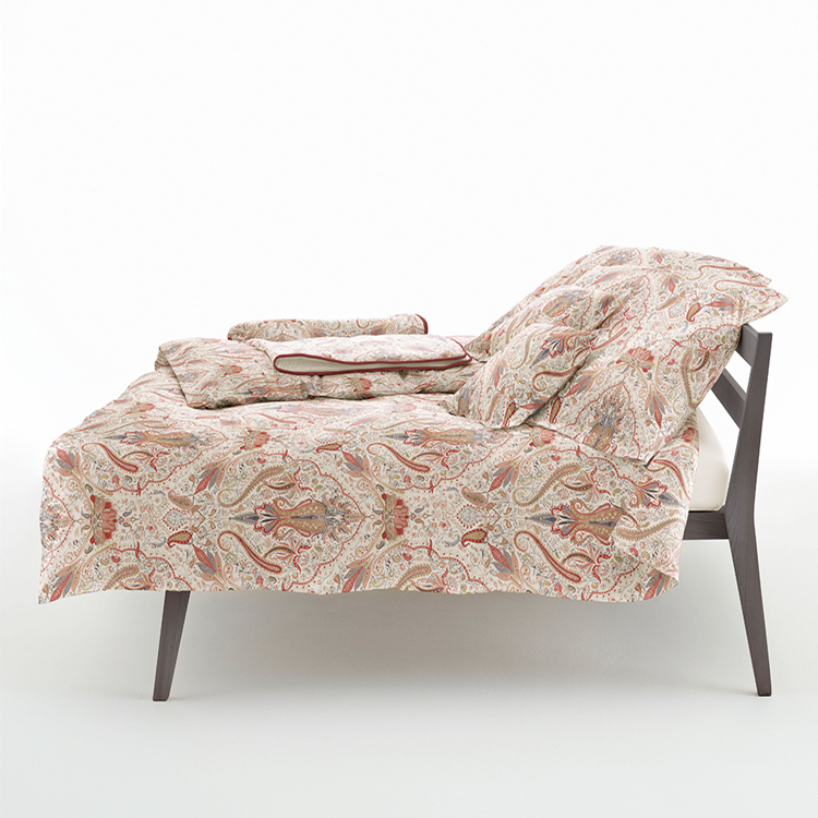 Luxusn Italsk Povleen - Silky Paisley Noblesa Rosso - MakoSatn - Zucchi ItalyStyle