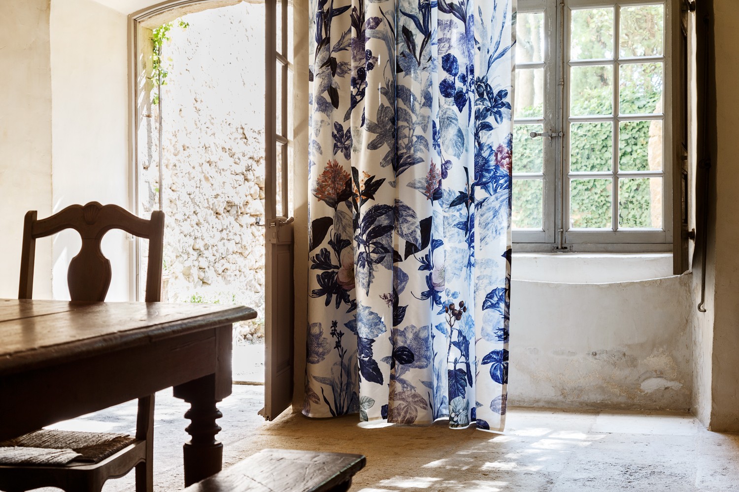 Elegantn� Z�v�s Floralpin - Christian Fischbacher - Luxury