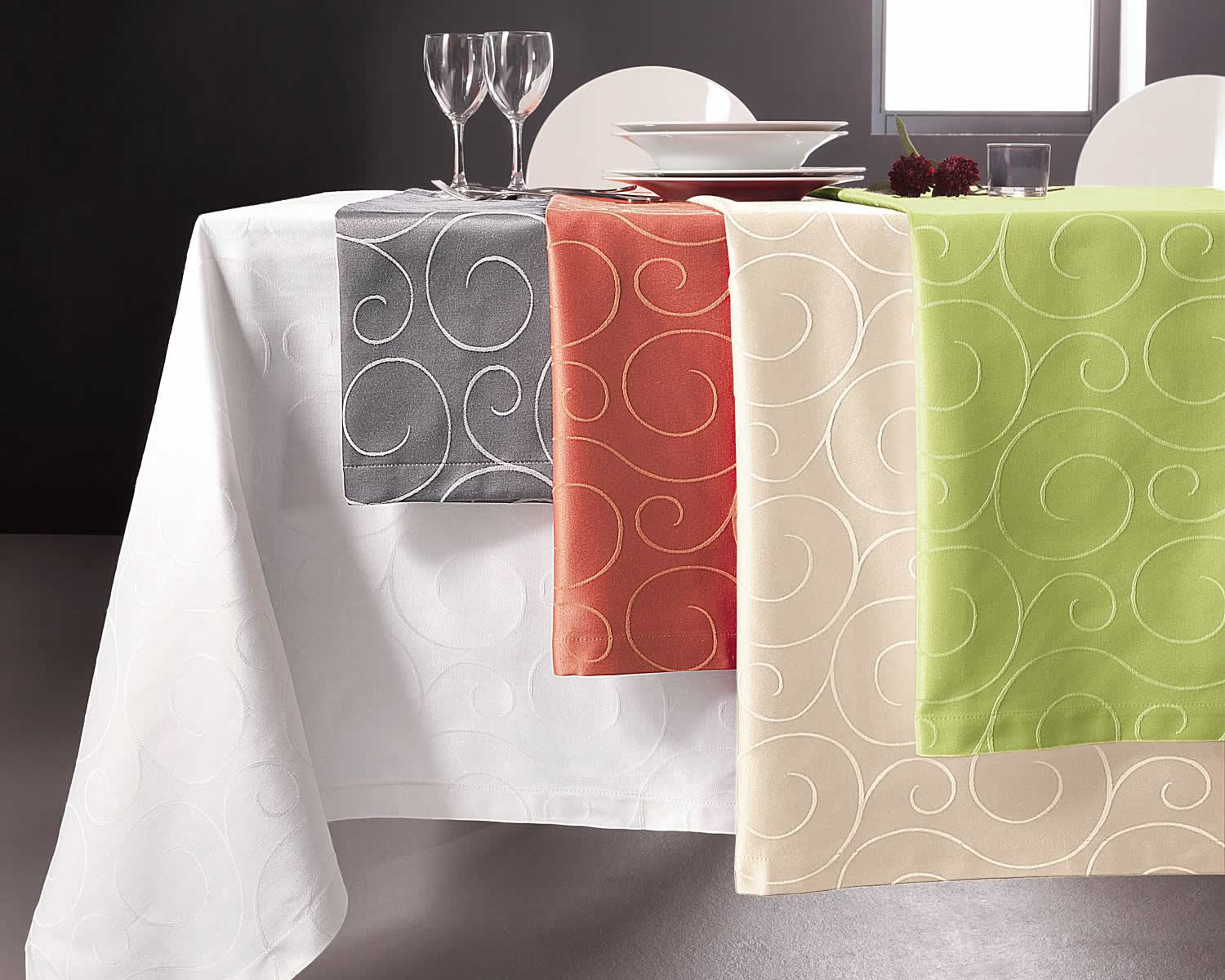 Ubrus - Klasik Style - Modern Color Damaek - akr - Jacquard - Terra