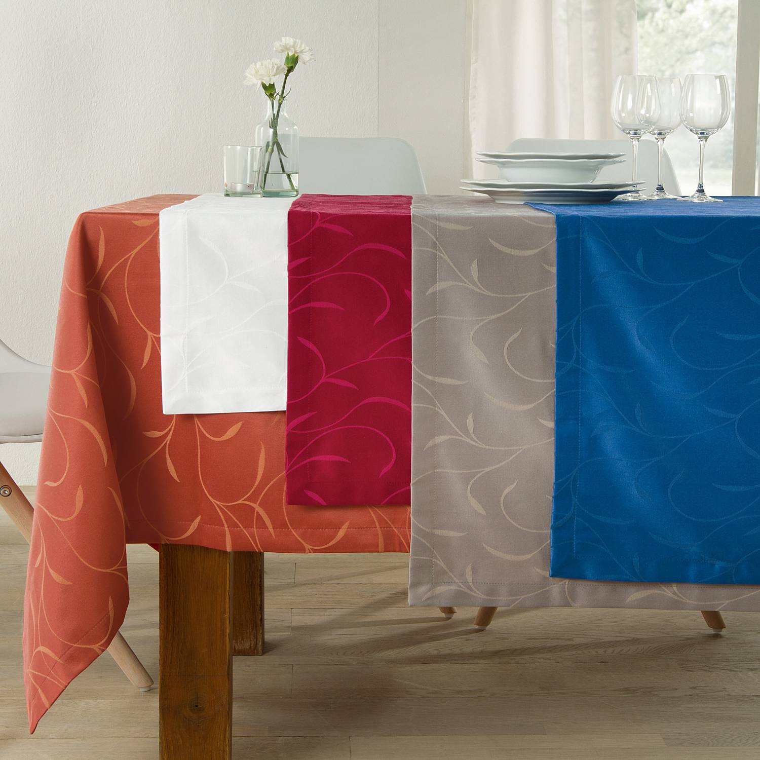 Ubrus - Elegant - Modern Color Damaek - akr - Jacquard - Terracota