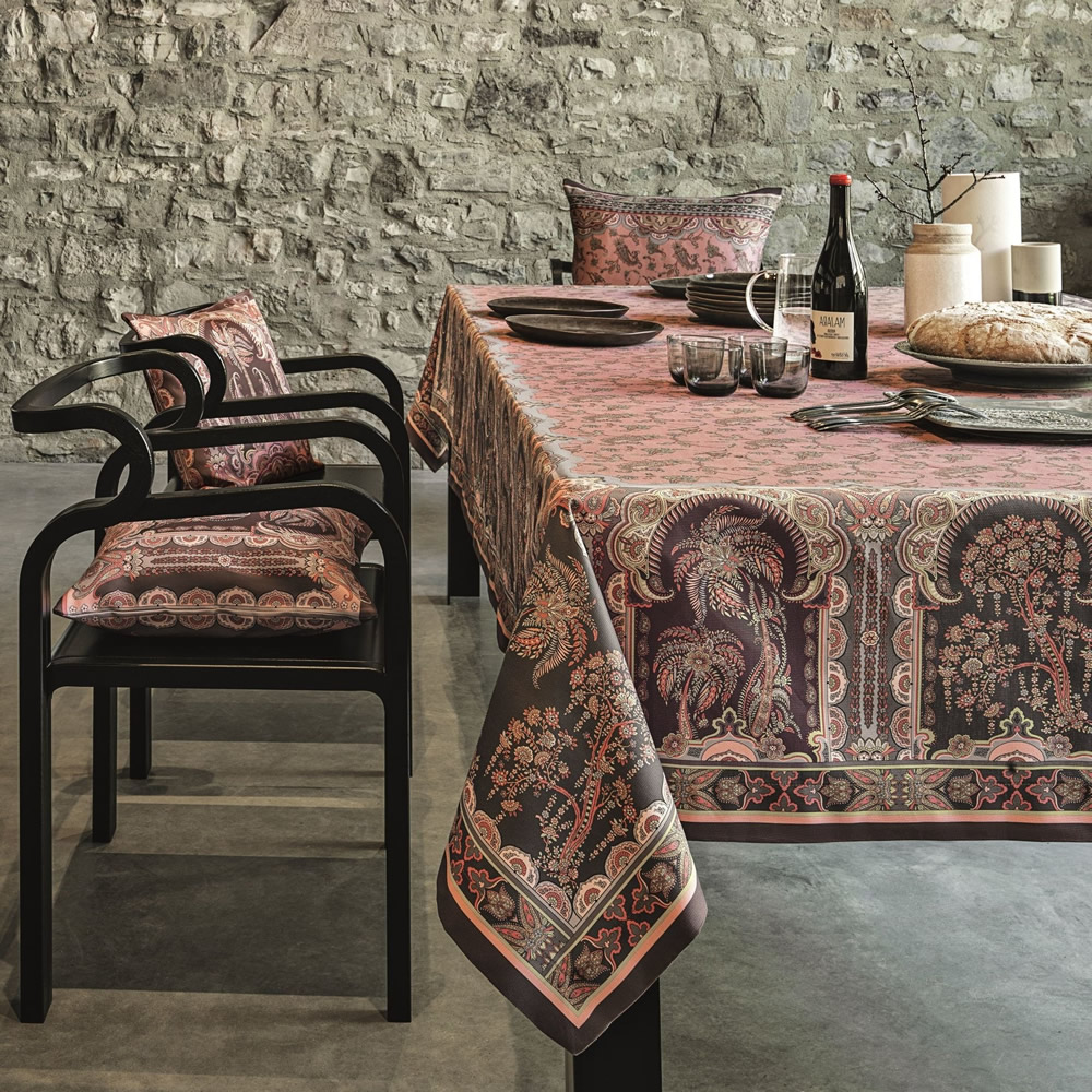 Ubrusy - Kolekce Oriental - Normanni P1 - Kolekce Ornamente - bassetti