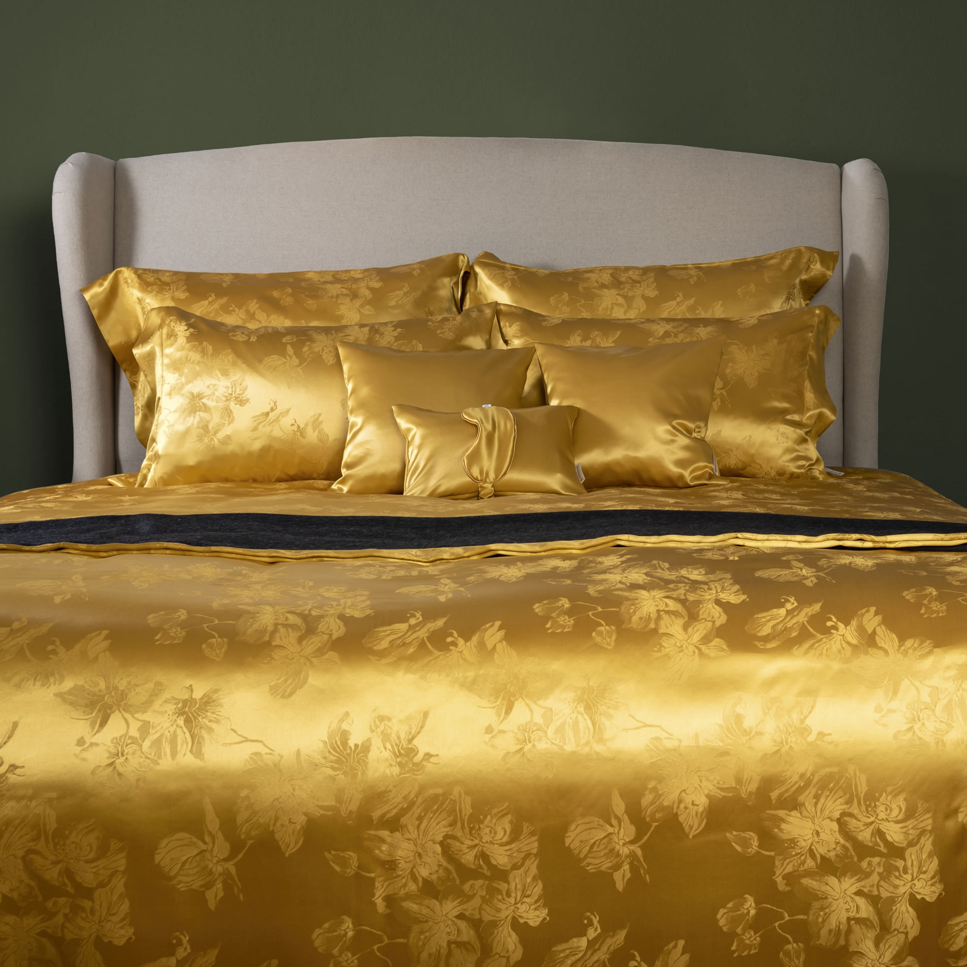 Luxusn Hedvbn Povleen - Ada Gold - Zlat - Jacquard - Prav Hedvb - Premium Style