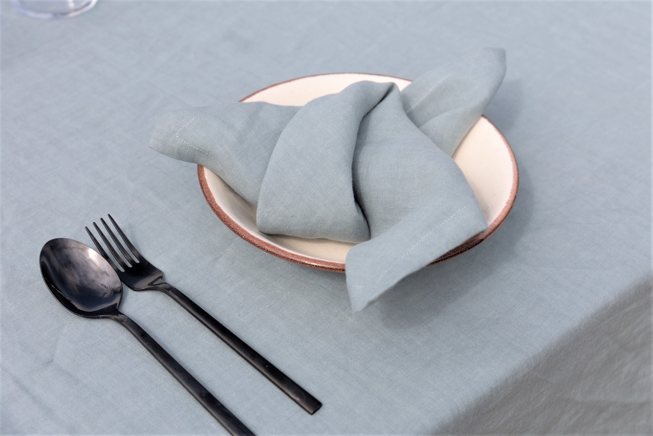 Lnn Ubrousky - Vernon - Zelenkav Celadon - 100% Pran Len - Provence