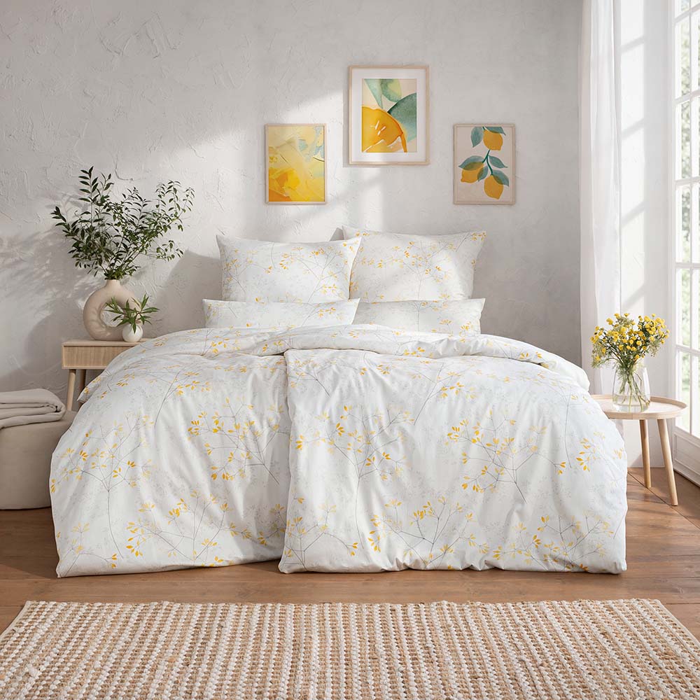 Luxusn Povleen - Svenja lut - Estella - Premium Mako Satn